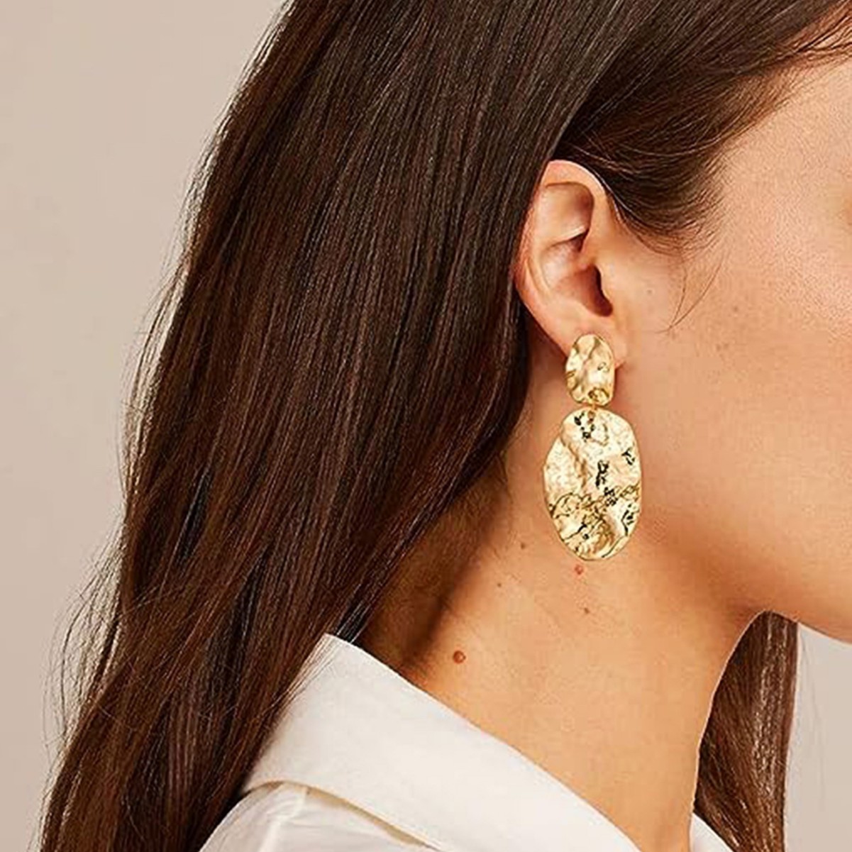 Wholesale Europe and the United States cross-border exclusive jewelry high-end metal simple geometric round hammer pattern earrings