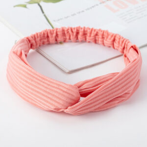 7 # knitted bud powder