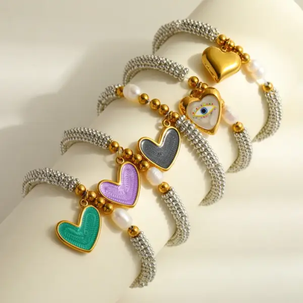 Wholesale Luxury Design 18K Gold Plated Stainless Steel Natural Pearl Heart Pendant Beaded Bracelet Elegant Romantic Fashion Jewelry
