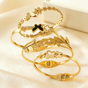 Wholesale Stainless steel butterfly jewelry, colorfast, titanium steel bracelet, mirror bracelet, gold bracelet, eco-friendly bracelet.