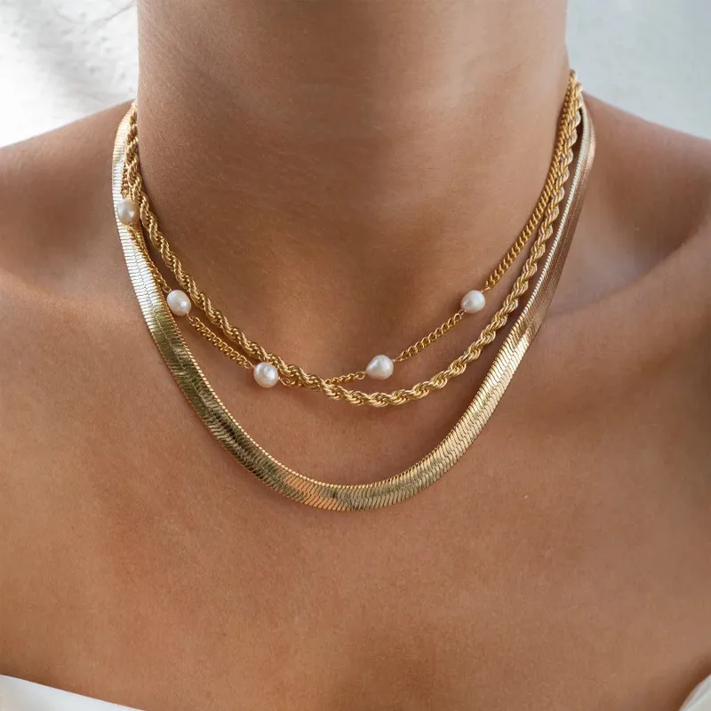 Wholesale PVD Coated 18K Real Gold Plated Geometric 304 Stainless Steel 316L Stainless Steel French Style IG Style Waterproof Non Tarnish Surgical Ste