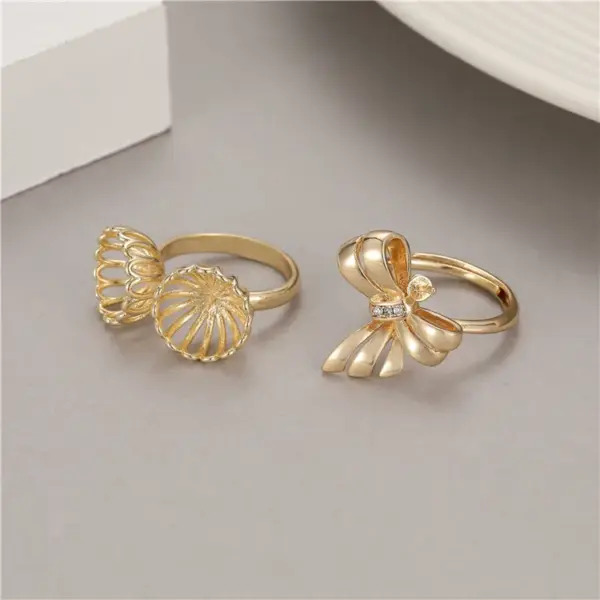 Wholesale Women’s Bow Tie Ring In Copper With Golden Plated Electroplated Finish Featuring Zircon Inlay