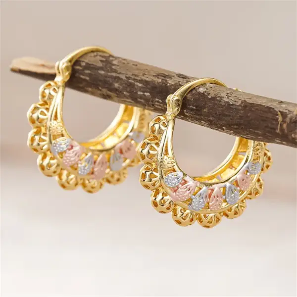 Wholesale Three-dimensional Geometric Earrings For Women In Copper With KC Golden Plated Water Plating And 0.03µm Coating Thickness