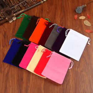 Random color mixing; 15x 20cm flannel bag (single color, single size, please take an integer multiple of 50)
