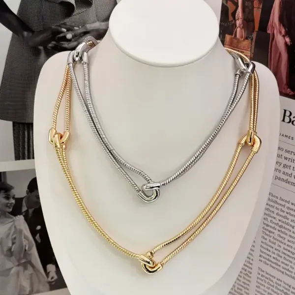 Wholesale U Shape Necklace For Unisex, Waterproof Non Tarnish Brass With 18K Gold Plated PVD Coated Finish And Twisted Rope Chain