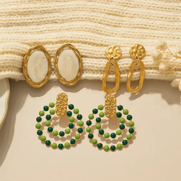 Wholesale Vacuum Electroplating (In Furnace) 18K Gold Plated Geometric Pattern Wreath 304 Stainless Steel Casual Elegant Ethnic Style Bohemian Style (Floral Print) Women's Earrings