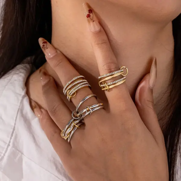 Wholesale Geometric Electroplated Rings For Women In 304 Stainless Steel With 18K Real Gold Water Plating And Zircon Inlay