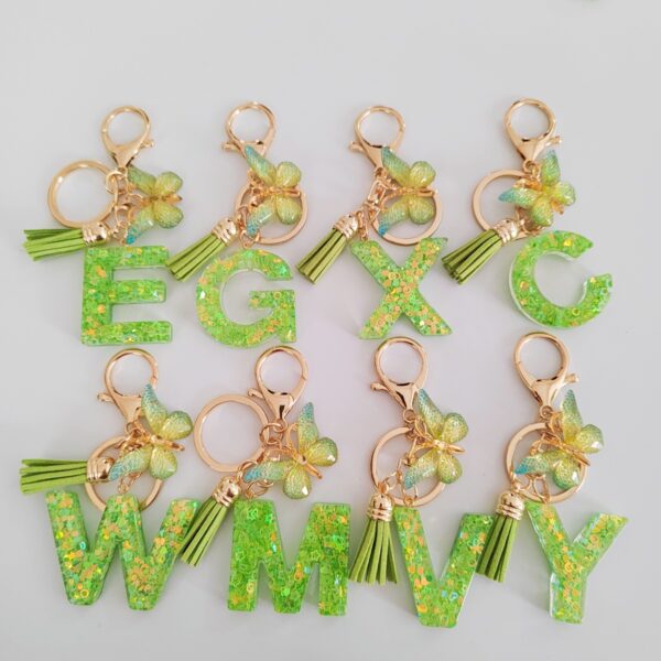 Wholesale 26 English Alphabet Keychain Pendant Green Star Glitter Resin Pendant Personality Key Chain