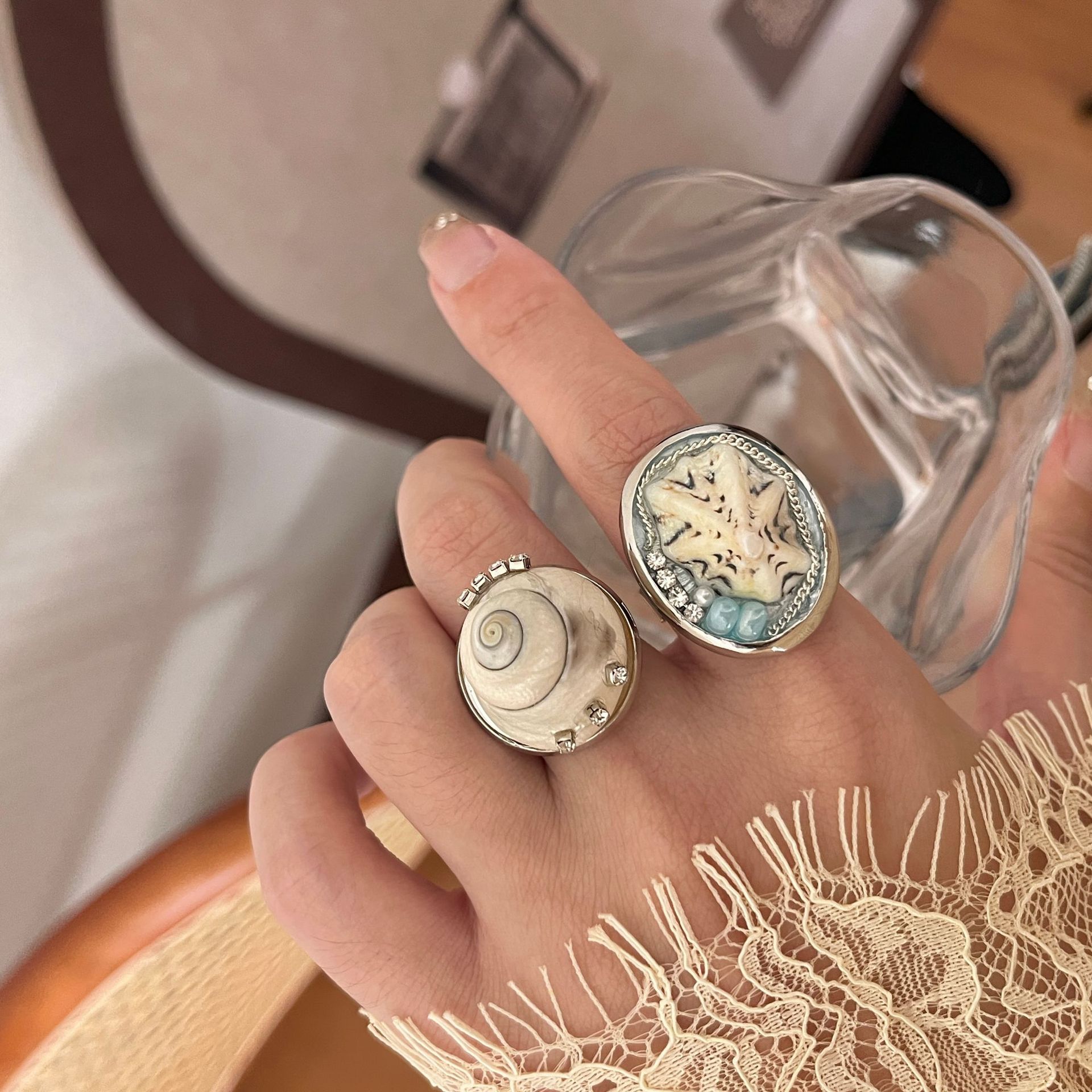 Wholesale Bohemian Resort Style Snail Shell Wide Round Ring French Ins Accessible Luxury Sparkling Diamond Handmade Ring