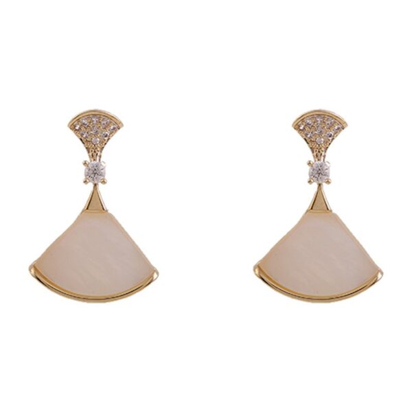 Wholesale Valentine's Day gift earrings personalized fashion high-grade fan-shaped shell earrings