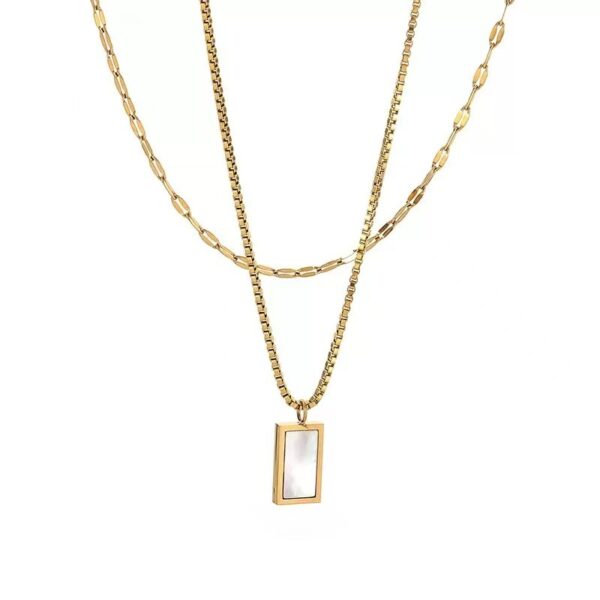 Wholesale Titanium steel double-layered small square pendant necklace with mother-of-pearl pendant; titanium steel colorfast, luxurious clavicle chain.
