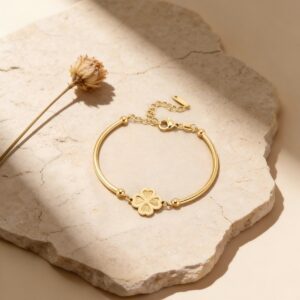 Wholesale Titanium steel four-leaf clover bracelet, vintage half-bangle bracelet