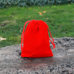 Big red; 5x 7cm flannel bag (please take an integer multiple of 50 for a single color and size)