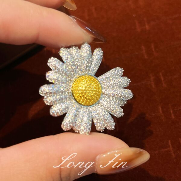 Wholesale Copper full diamond daisy set necklace, earrings, ring, brooch