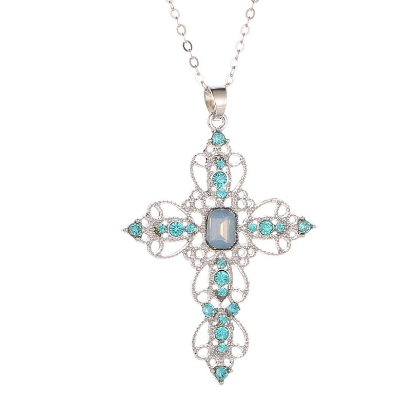 Wholesale Fashion Classic Hot-Selling Cross Necklace Bohemian Style Hollow Diamond Neck Chain Clavicle Chain Factory Direct Sale