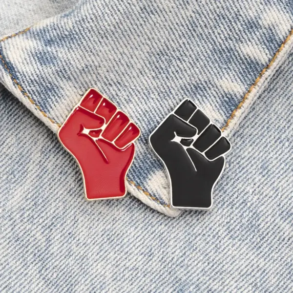 Wholesale Black Lives Matter Alloy Pin Buckle Oil Drop Denim Backpack Badge Solid Brass Material Fashionable Ethnicity Symbol Pin