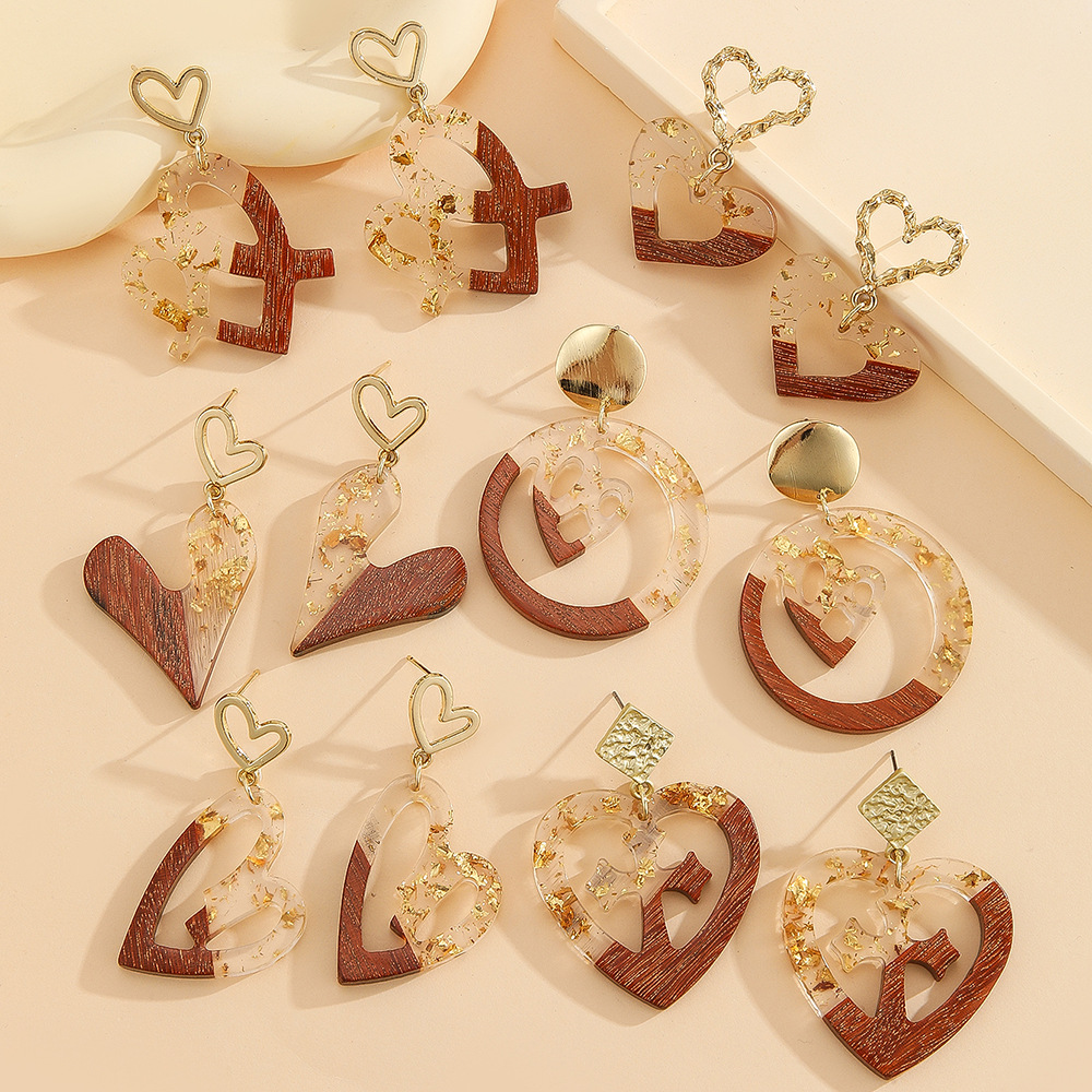 Wholesale European and American Unique Wood Stitching Resin Valentine's Day Love Earrings Women's Simple All-match Round Heart-shaped Hollow Earrings