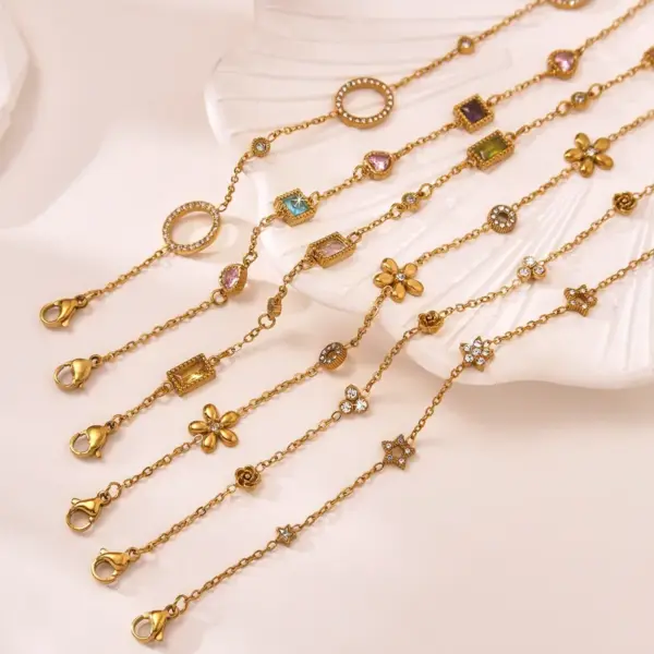 Wholesale Geometric Waterproof Non Tarnish Bracelets For Women In 18K Gold Plated 304 Stainless Steel With Zircon And PVD Coated Finish