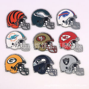 oly-8700fa1497010a919b62aa3a80c52a59 Wholesale Fashion Brand Cartoon Football Helmet Personalized Bag Jewelry Acrylic Pin Croud DIY Patch