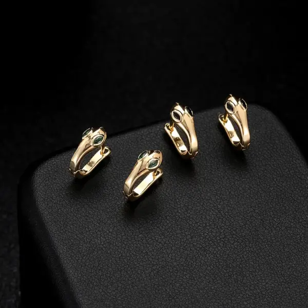 Wholesale Snake Pattern Copper Earrings For Women With Electroplated Gold Plating And Gem Inlay