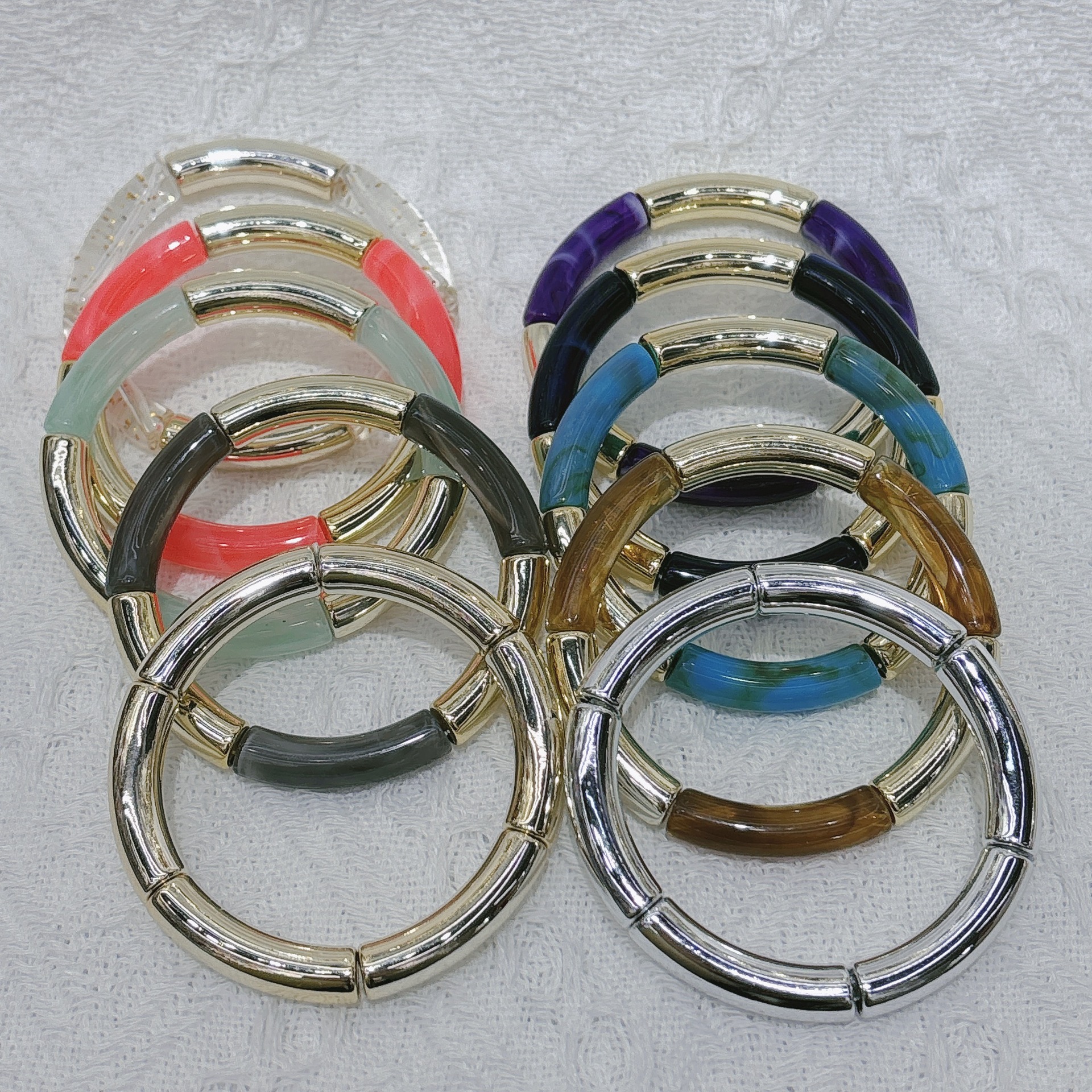 Wholesale Cross-border Fashion European and American Creative Tube Beads Elastic Bracelet Acrylic Double Color Curved Tube Round Tube Bracelet