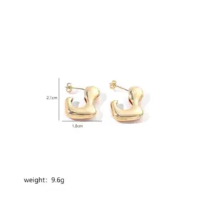Gold / Three-Dimensional Geometric Earrings