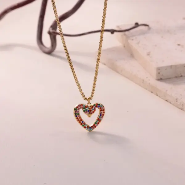 Wholesale 3D Heart Pendant Necklace For Women In 304 Stainless Steel With 18K Gold Plated PVD And Zircon Inlay, Cable Chain