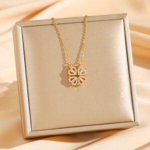 8101 gold opening and closing four-leaf clover