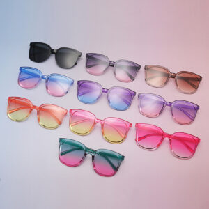 Wholesale 2025 new sunglasses fashion generous simple and comfortable anti-ultraviolet sunglasses trendy box Korean sunshade glasses