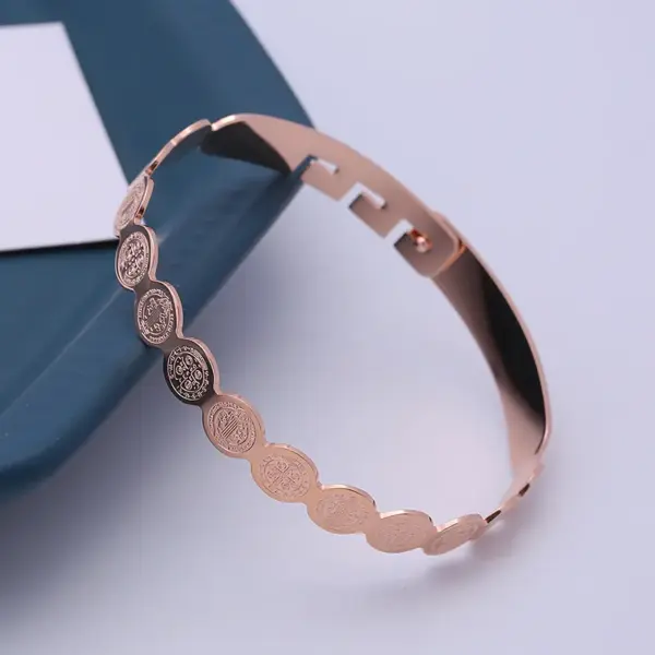 Wholesale 304 Stainless Steel Round Virgin Mary Plating Bangle