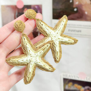 Khaki five-pointed star earrings