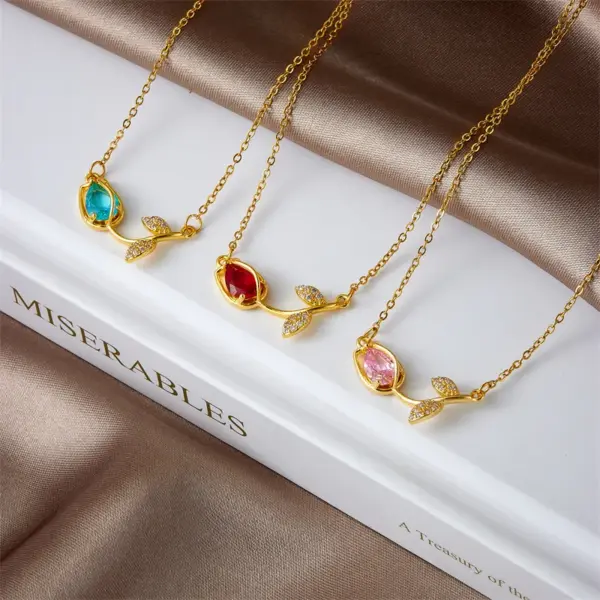 Wholesale Lady Tulip Stainless Steel Copper Plating Inlay Zircon 18k Gold Plated Necklace