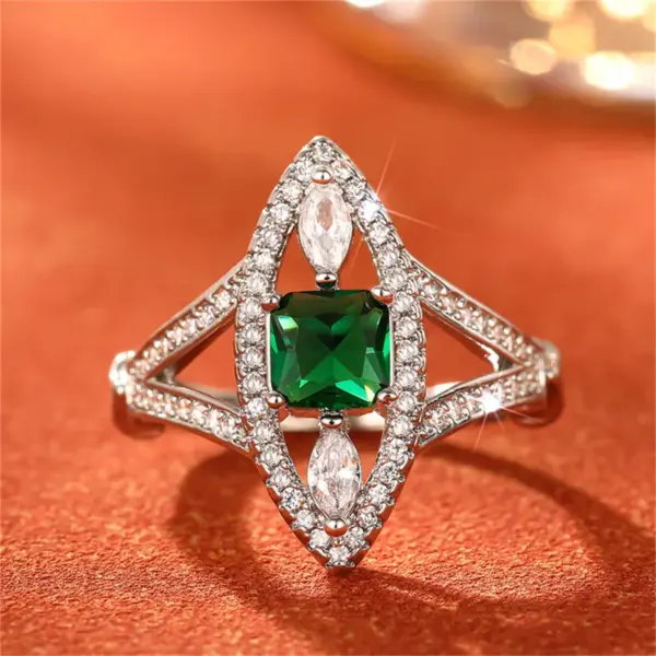 Wholesale Geometric Women’s Ring In Copper With White K Water Plating, Claw Setting Featuring Zircon Inlay