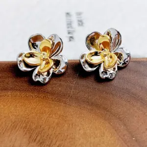 Contrasting Color Flowers (Real Gold Plating for Color Retention)