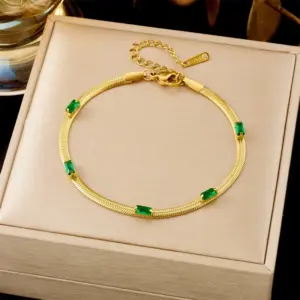 【5413】Green Square Diamond