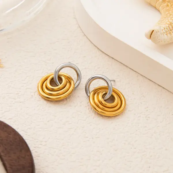 Wholesale 304 Stainless Steel Irregular Vacuum Electroplated (Furnace) Material Plated With 18k Gold, Color Retention, Three-Hoop Hoop Earrings, Item Gold