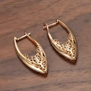 Wholesale Retro Fashion Zirconium Stone Earrings Hollow Pattern Geometric Shape Copper Plated Real Gold Ear Hook