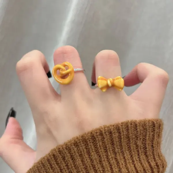 Wholesale Cute Cartoon Caramel Bread Party Ring Set Creative Cat Design Ring Lovely Heart Shaped Butterfly Knot Copper Material Women's Fashion Jewelry
