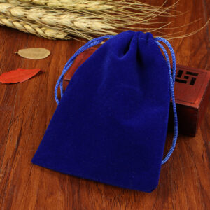 Royal blue; 5x 7cm flannel bag (please take an integer multiple of 50 for a single color and size)