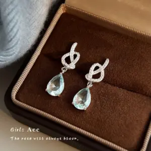 Silver / Geometric Knot Water Drop Zircon