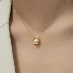 [Xlh419] U-Shaped Pearl / Gold