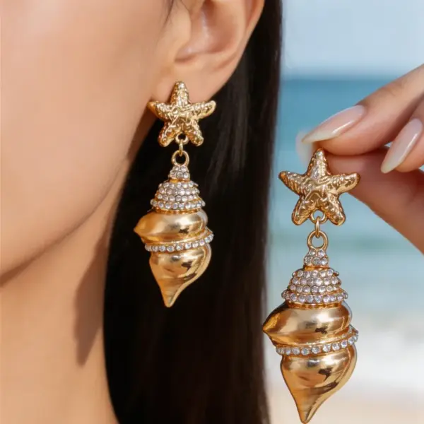 oly-8cb430e8bc86e1e1d1cc4b41b19165bc Wholesale Bohemian Asymmetrical Geometric Stud Earrings For Women In Gold With Rhinestone Inlay, Zinc Alloy Material