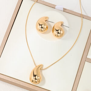 oly-8d33fd85049fbb0ea37ef5a381ca80f4 Wholesale simple fashion jewelry CCB drop earrings necklace for women suit