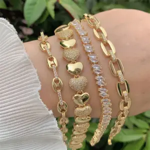 Wholesale Fashionable Multi-Style Copper Plated 18K Gold Color Zircon Heart Geometric Bracelet Suitable For Daily Wear Valentine's Day Gift