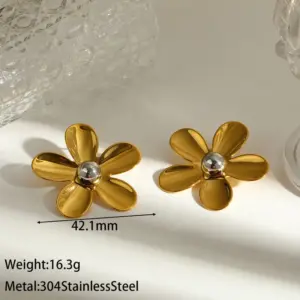 Two-tone Flower Earrings