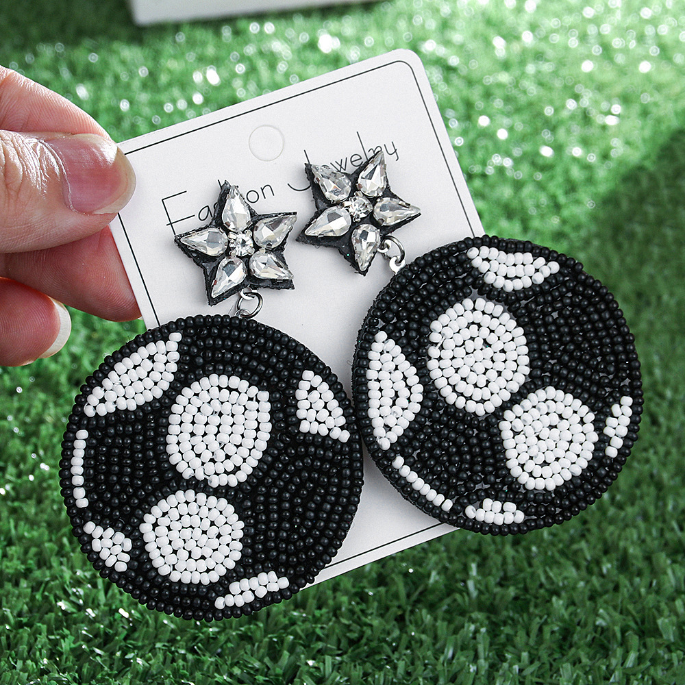 Wholesale European and American New Game Day Sports Series Earrings Hand-woven Football Football Beaded Earrings