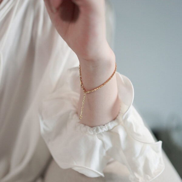 Wholesale Sparkling Bracelet Women's Light Luxury Niche Design Sense Broken Gold Bracelet Elegant Summer Fashion Bracelet
