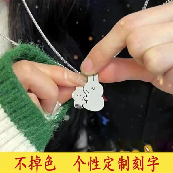 Wholesale Rabbit Couple Necklace ins No Falling Creative Kitten Puppy Pendant for Girlfriends Valentine's Day Gift