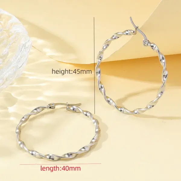 Wholesale Real Gold Plated Circle 304 Stainless Steel Simple Style Commute Waterproof Non Tarnish 304 Stainless Steel Earrings