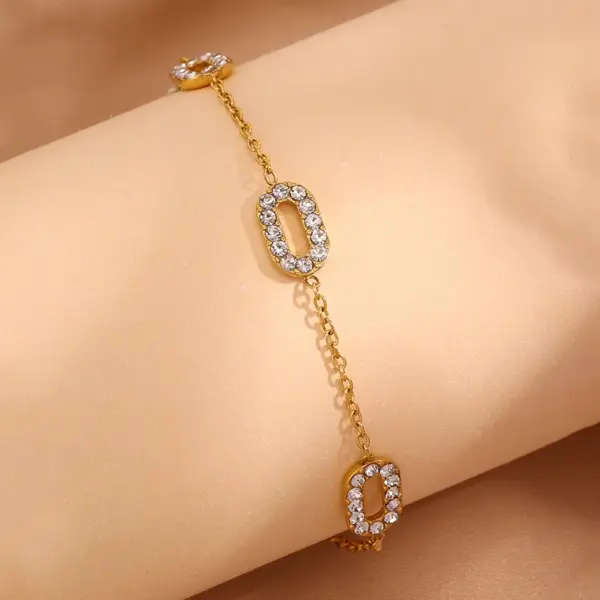 Wholesale 1pcs - Exquisite Oval Inlaid Bracelet!Simple And Eye-catching Design, Exquisite And Unique Details, Light Luxury And Fashionable Style, Showcasing Individual Elegance And Taste - Paired With Stainless Steel Material